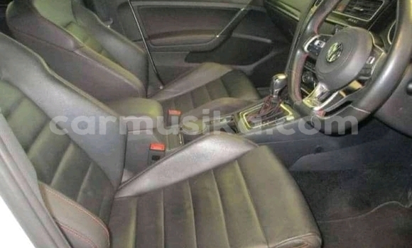 Acheter Occasion Voiture Volkswagen Golf GTI Blanc à Harare, Harare Acheter Occasion Voiture Volkswagen Golf GTI Blanc à Harare, Harare