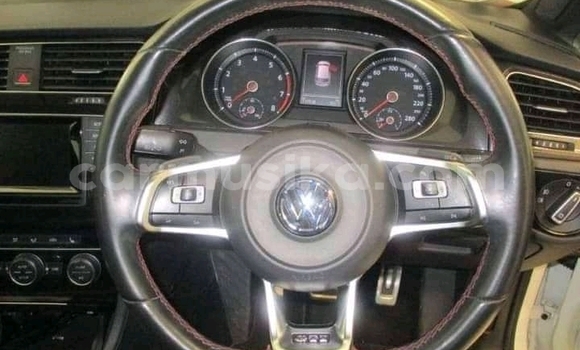 Acheter Occasion Voiture Volkswagen Golf GTI Blanc à Harare, Harare Acheter Occasion Voiture Volkswagen Golf GTI Blanc à Harare, Harare