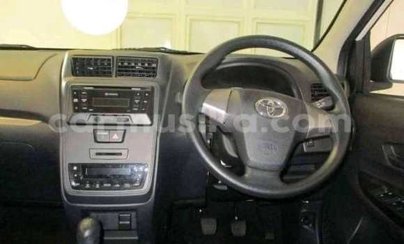 Buy Used Toyota Avanza White Car in Beitbridge in Matabeleland South Buy Used Toyota Avanza White Car in Beitbridge in Matabeleland South