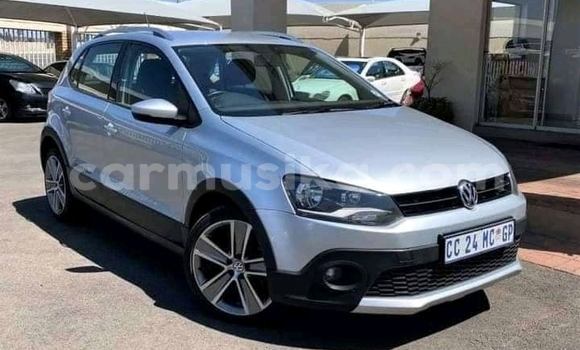Acheter VW POLO CROSS à Beitbridge, Matabeleland South Acheter VW POLO CROSS à Beitbridge, Matabeleland South