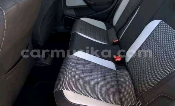 Acheter VW POLO CROSS à Beitbridge, Matabeleland South Acheter VW POLO CROSS à Beitbridge, Matabeleland South