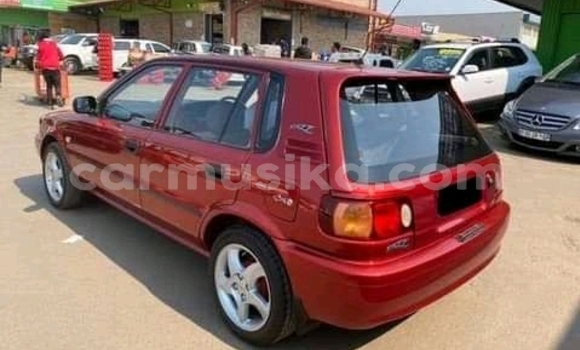 Tenga Tsaru Toyota Corolla Tsvuku Mota in Beitbridge in Matabeleland South Tenga Tsaru Toyota Corolla Tsvuku Mota in Beitbridge in Matabeleland South