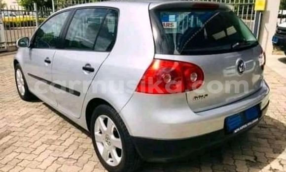 Tenga Tsaru Volkswagen Golf GTI Sirivha Mota in Beitbridge in Matabeleland South Tenga Tsaru Volkswagen Golf GTI Sirivha Mota in Beitbridge in Matabeleland South