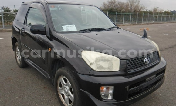 Buy Used Toyota RAV4 Black Car in Beitbridge in Matabeleland South Buy Used Toyota RAV4 Black Car in Beitbridge in Matabeleland South