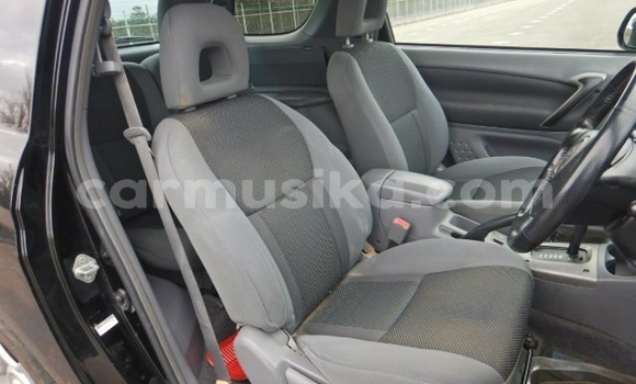 Buy Used Toyota RAV4 Black Car in Beitbridge in Matabeleland South Buy Used Toyota RAV4 Black Car in Beitbridge in Matabeleland South