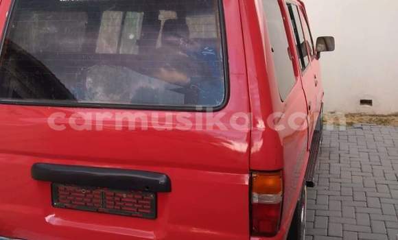 Buy Used Toyota Ventury Red Car in Beitbridge in Matabeleland South Buy Used Toyota Ventury Red Car in Beitbridge in Matabeleland South