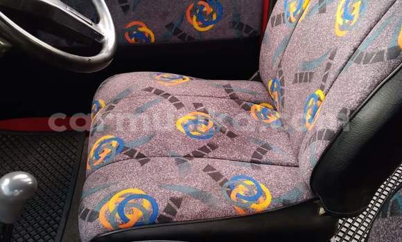 Buy Used Toyota Ventury Red Car in Beitbridge in Matabeleland South Buy Used Toyota Ventury Red Car in Beitbridge in Matabeleland South