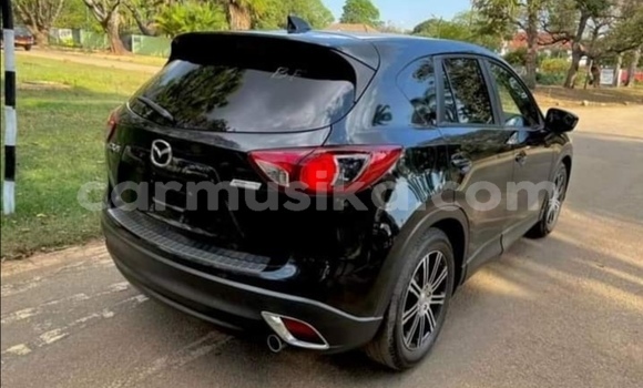 Nunua Ilio tumika Mazda CX-5 Nyeusi Gari ndani ya Beitbridge nchini Matabeleland Kusini Nunua Ilio tumika Mazda CX-5 Nyeusi Gari ndani ya Beitbridge nchini Matabeleland Kusini