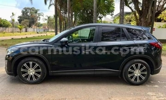 Nunua Ilio tumika Mazda CX-5 Nyeusi Gari ndani ya Beitbridge nchini Matabeleland Kusini Nunua Ilio tumika Mazda CX-5 Nyeusi Gari ndani ya Beitbridge nchini Matabeleland Kusini