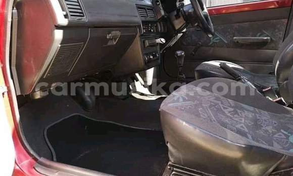 Nunua Ilio tumika Mazda 323 Nyingine Gari ndani ya Beitbridge nchini Matabeleland Kusini Nunua Ilio tumika Mazda 323 Nyingine Gari ndani ya Beitbridge nchini Matabeleland Kusini