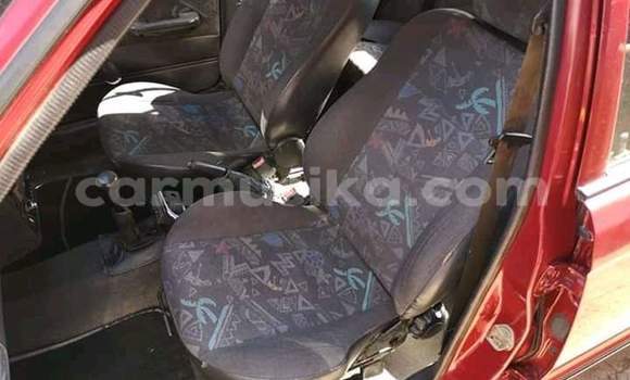 Nunua Ilio tumika Mazda 323 Nyingine Gari ndani ya Beitbridge nchini Matabeleland Kusini Nunua Ilio tumika Mazda 323 Nyingine Gari ndani ya Beitbridge nchini Matabeleland Kusini