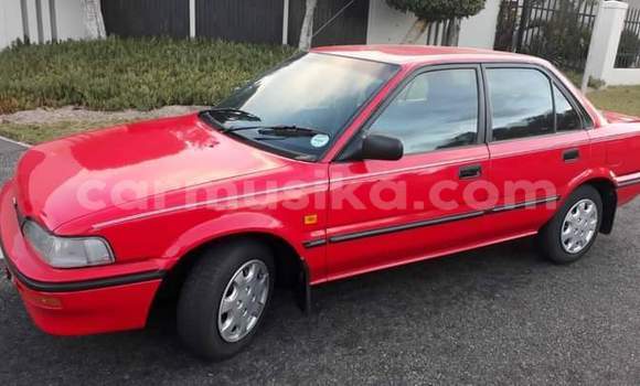 Acheter Occasion Voiture Toyota Corolla Rouge à Beitbridge, Matabeleland South Acheter Occasion Voiture Toyota Corolla Rouge à Beitbridge, Matabeleland South