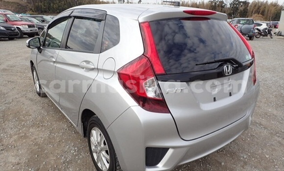 Acheter Occasion Voiture Honda Fit Gris à Beitbridge, Matabeleland South Acheter Occasion Voiture Honda Fit Gris à Beitbridge, Matabeleland South