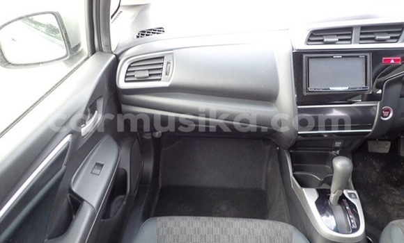 Acheter Occasion Voiture Honda Fit Gris à Beitbridge, Matabeleland South Acheter Occasion Voiture Honda Fit Gris à Beitbridge, Matabeleland South