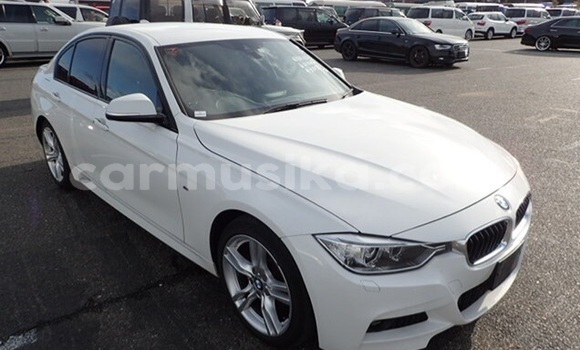 Nunua Ilio tumika BMW 3–Series Nyeupe Gari ndani ya Beitbridge nchini Matabeleland Kusini Nunua Ilio tumika BMW 3–Series Nyeupe Gari ndani ya Beitbridge nchini Matabeleland Kusini