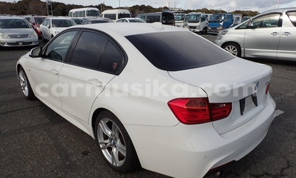 Nunua Ilio tumika BMW 3–Series Nyeupe Gari ndani ya Beitbridge nchini Matabeleland Kusini Nunua Ilio tumika BMW 3–Series Nyeupe Gari ndani ya Beitbridge nchini Matabeleland Kusini