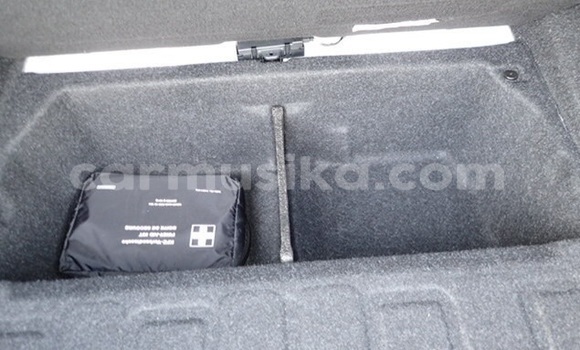 Nunua Ilio tumika BMW 3–Series Nyeupe Gari ndani ya Beitbridge nchini Matabeleland Kusini Nunua Ilio tumika BMW 3–Series Nyeupe Gari ndani ya Beitbridge nchini Matabeleland Kusini