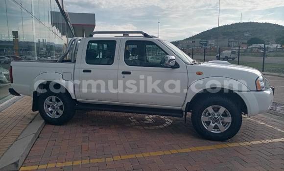 Acheter Occasion Voiture Nissan NP 300 Blanc à Beitbridge, Matabeleland South Acheter Occasion Voiture Nissan NP 300 Blanc à Beitbridge, Matabeleland South