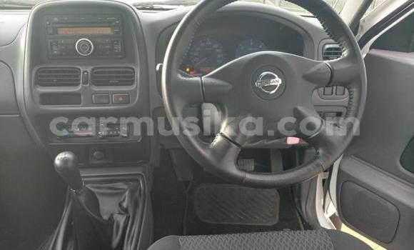 Acheter Occasion Voiture Nissan NP 300 Blanc à Beitbridge, Matabeleland South Acheter Occasion Voiture Nissan NP 300 Blanc à Beitbridge, Matabeleland South