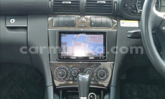 Nunua Ilio tumika Mercedes‒Benz C–Class Nyeusi Gari ndani ya Beitbridge nchini Matabeleland Kusini Nunua Ilio tumika Mercedes‒Benz C–Class Nyeusi Gari ndani ya Beitbridge nchini Matabeleland Kusini