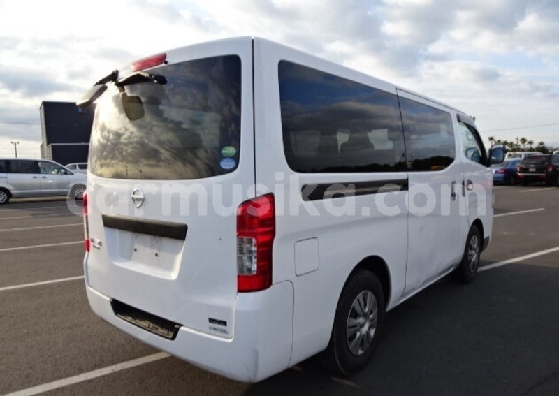 Big with watermark nissan caravan matabeleland south beitbridge 27187