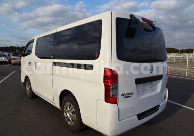 Big with watermark nissan caravan matabeleland south beitbridge 27187