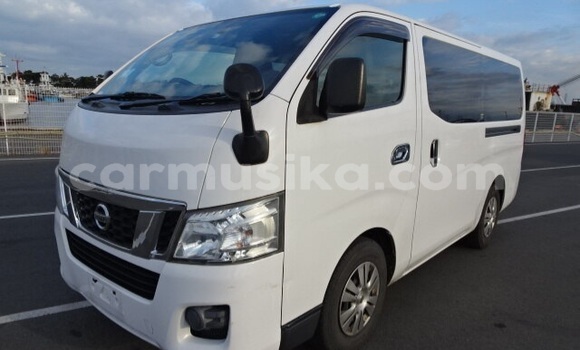 Acheter Occasion Voiture Nissan Caravan Blanc à Beitbridge, Matabeleland South Acheter Occasion Voiture Nissan Caravan Blanc à Beitbridge, Matabeleland South