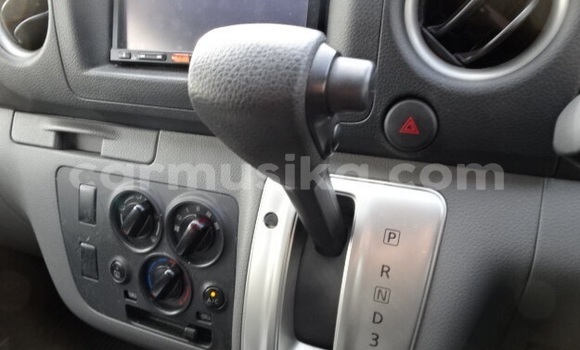 Acheter Occasion Voiture Nissan Caravan Blanc à Beitbridge, Matabeleland South Acheter Occasion Voiture Nissan Caravan Blanc à Beitbridge, Matabeleland South