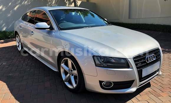 Acheter Occasion Voiture Audi A5 Gris à Borrowdale, Harare Acheter Occasion Voiture Audi A5 Gris à Borrowdale, Harare