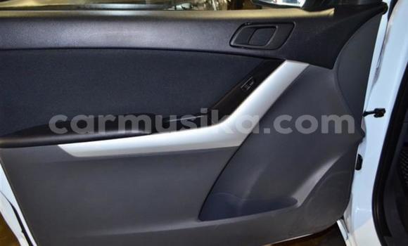 Acheter Occasion Voiture Mazda BT-50 Blanc à Beitbridge, Matabeleland South Acheter Occasion Voiture Mazda BT-50 Blanc à Beitbridge, Matabeleland South