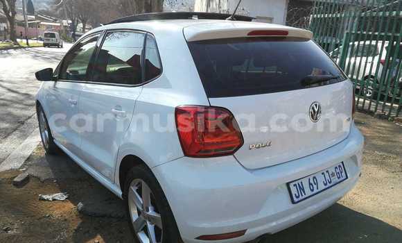 Tenga Tsaru Volkswagen Polo Chena Mota in Beitbridge in Matabeleland South Tenga Tsaru Volkswagen Polo Chena Mota in Beitbridge in Matabeleland South