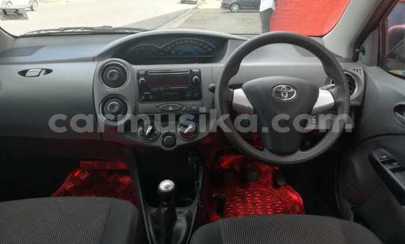 Acheter Occasion Voiture Toyota Etios Rouge à Beitbridge, Matabeleland South Acheter Occasion Voiture Toyota Etios Rouge à Beitbridge, Matabeleland South