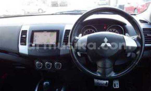 Tenga Tsaru Mitsubishi Outlander Sirivha Mota in Beitbridge in Matabeleland South Tenga Tsaru Mitsubishi Outlander Sirivha Mota in Beitbridge in Matabeleland South