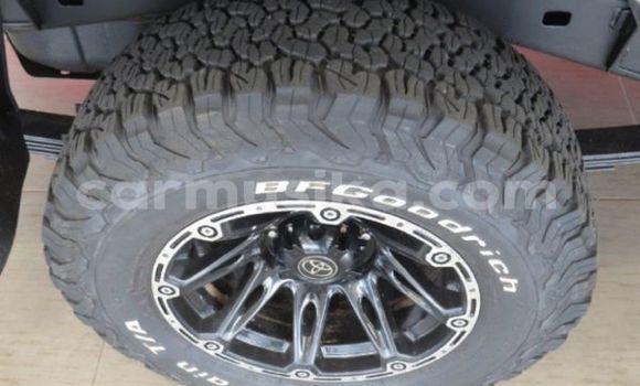 Acheter Occasion Voiture Toyota Land Cruiser Beige à Beitbridge, Matabeleland South Acheter Occasion Voiture Toyota Land Cruiser Beige à Beitbridge, Matabeleland South