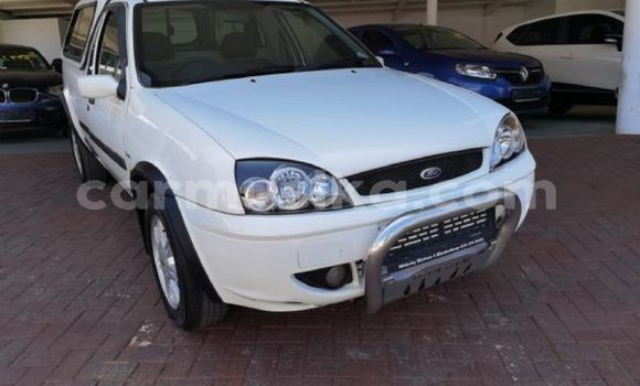 Acheter Occasion Voiture Ford Pickup Blanc à Beitbridge, Matabeleland South Acheter Occasion Voiture Ford Pickup Blanc à Beitbridge, Matabeleland South
