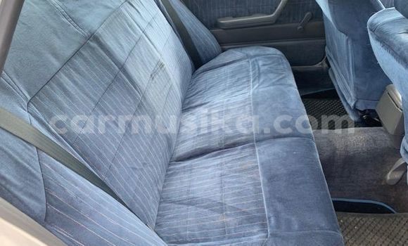 Acheter Occasion Voiture Toyota Cressida Blanc à Beitbridge, Matabeleland South Acheter Occasion Voiture Toyota Cressida Blanc à Beitbridge, Matabeleland South