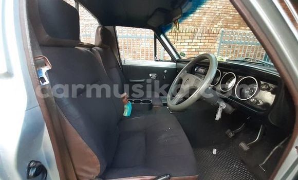 Acheter Occasion Voiture Nissan Pickup Gris à Beitbridge, Matabeleland South Acheter Occasion Voiture Nissan Pickup Gris à Beitbridge, Matabeleland South