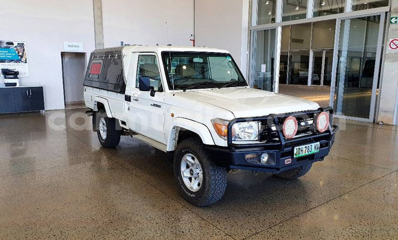 Acheter Occasion Voiture Toyota Land Cruiser Blanc à Beitbridge, Matabeleland South