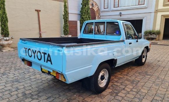 Acheter Occasion Voiture Toyota Hilux Bleu à Beitbridge, Matabeleland South Acheter Occasion Voiture Toyota Hilux Bleu à Beitbridge, Matabeleland South