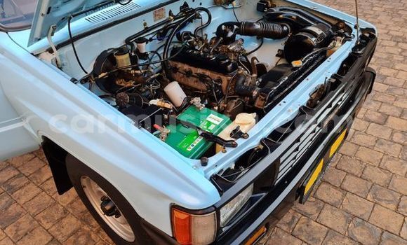 Acheter Occasion Voiture Toyota Hilux Bleu à Beitbridge, Matabeleland South Acheter Occasion Voiture Toyota Hilux Bleu à Beitbridge, Matabeleland South