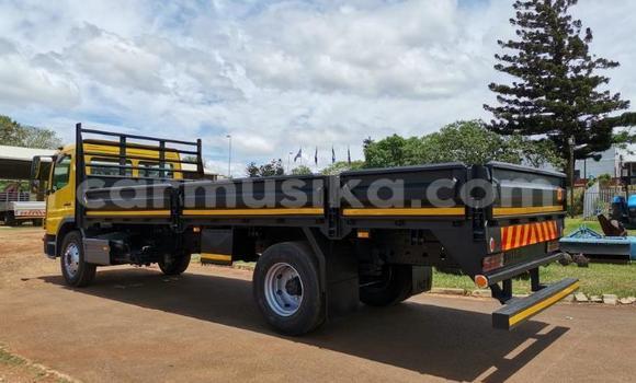 Buy Used Mercedes‒Benz 1520 Other Truck in Beitbridge in Matabeleland South Buy Used Mercedes‒Benz 1520 Other Truck in Beitbridge in Matabeleland South