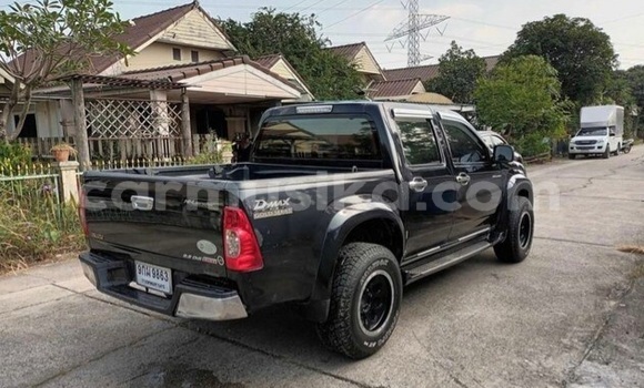 Acheter Occasion Voiture Isuzu D–MAX Noir à Beitbridge, Matabeleland South Acheter Occasion Voiture Isuzu D–MAX Noir à Beitbridge, Matabeleland South