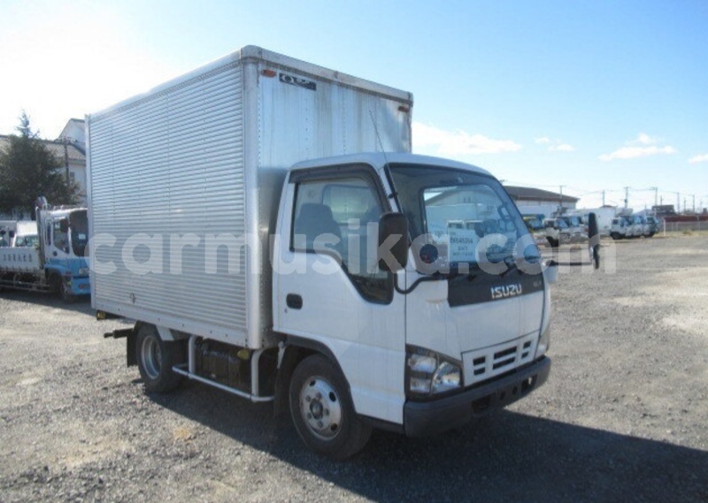 Big with watermark isuzu elf matabeleland south beitbridge 27224