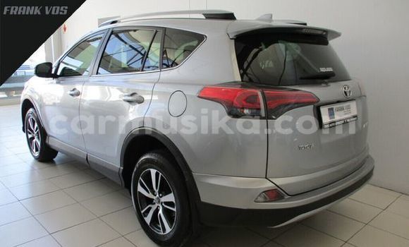 Buy Used Toyota RAV4 Silver Car in Beitbridge in Matabeleland South Buy Used Toyota RAV4 Silver Car in Beitbridge in Matabeleland South