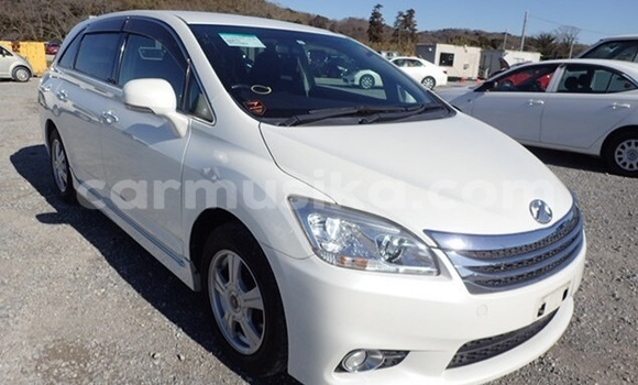 Acheter Occasion Voiture Toyota Mark X ZiO Blanc à Beitbridge, Matabeleland South Acheter Occasion Voiture Toyota Mark X ZiO Blanc à Beitbridge, Matabeleland South