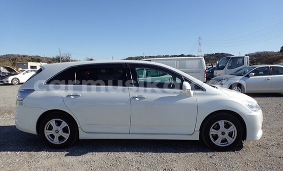 Acheter Occasion Voiture Toyota Mark X ZiO Blanc à Beitbridge, Matabeleland South Acheter Occasion Voiture Toyota Mark X ZiO Blanc à Beitbridge, Matabeleland South