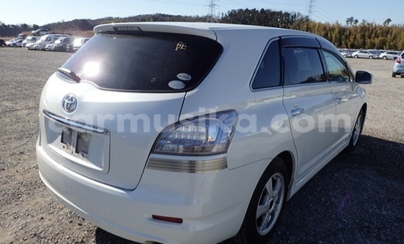 Acheter Occasion Voiture Toyota Mark X ZiO Blanc à Beitbridge, Matabeleland South Acheter Occasion Voiture Toyota Mark X ZiO Blanc à Beitbridge, Matabeleland South