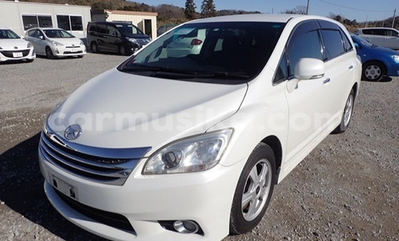 Acheter Occasion Voiture Toyota Mark X ZiO Blanc à Beitbridge, Matabeleland South Acheter Occasion Voiture Toyota Mark X ZiO Blanc à Beitbridge, Matabeleland South