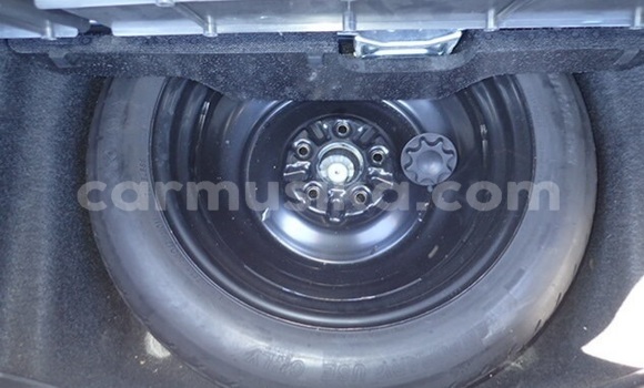 Acheter Occasion Voiture Toyota Mark X ZiO Blanc à Beitbridge, Matabeleland South Acheter Occasion Voiture Toyota Mark X ZiO Blanc à Beitbridge, Matabeleland South