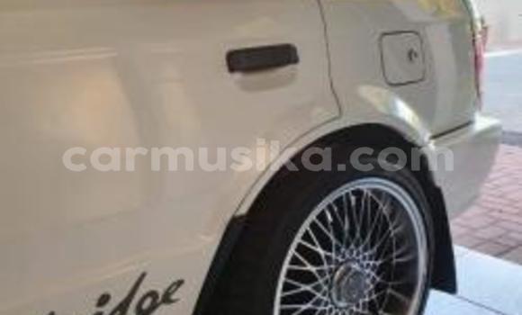 Buy Used Mazda 323 White Car in Beitbridge in Matabeleland South Buy Used Mazda 323 White Car in Beitbridge in Matabeleland South